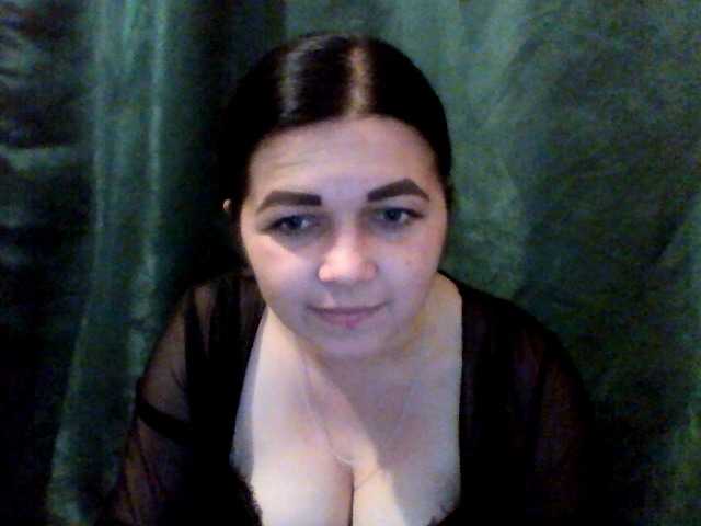 Anna332245 live cam on BongaCams