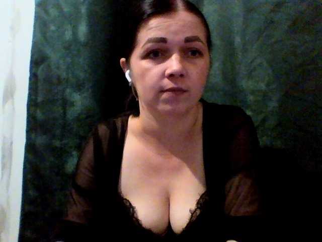 le modèle Anna332245 est en webcam porno dans un show sur le site bongacams, il possède les tags suivants: White/Caucasian,Brunette,Shaved
