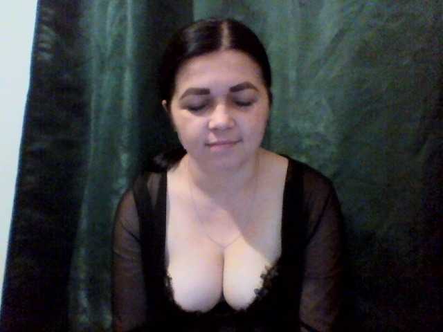 Anna332245 live cam on BongaCams