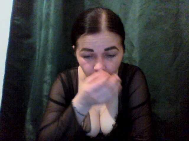 Anna332245, live now on BongaCams