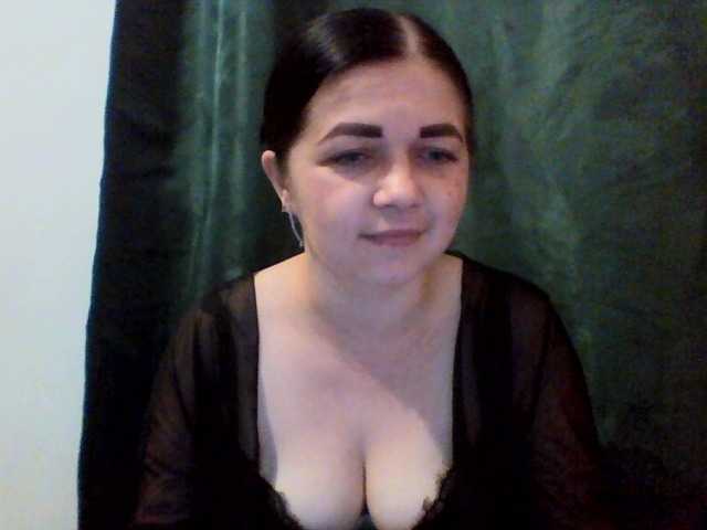 Anna332245 live cam on BongaCams