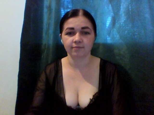 Anna332245 live cam on BongaCams