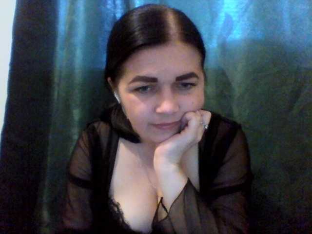 Anna332245, en directo ahora en BongaCams