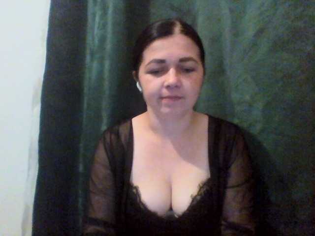 Anna332245 live cam on BongaCams
