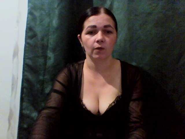 Anna332245 live cam on BongaCams