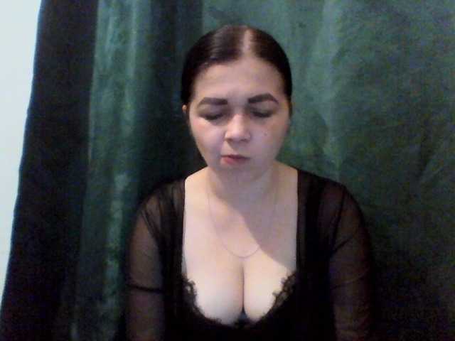 Anna332245, live now on BongaCams