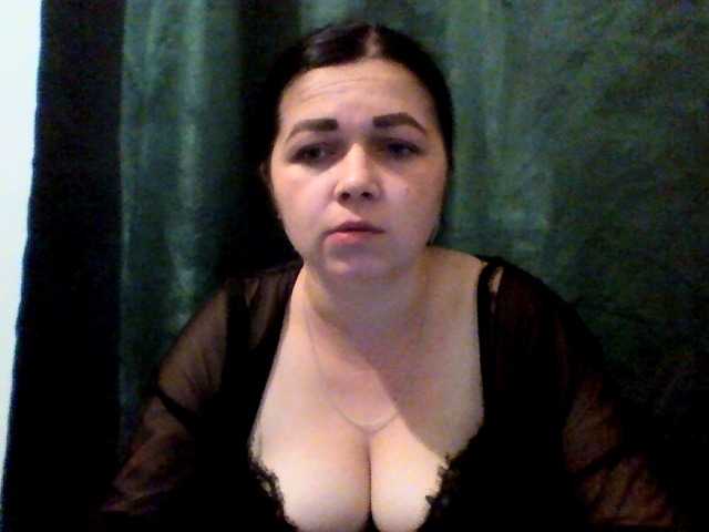 Anna332245 live cam on BongaCams