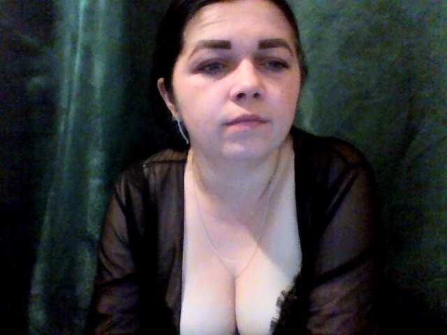 Anna332245 live cam on BongaCams