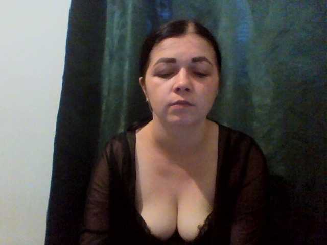 Anna332245 live cam on BongaCams