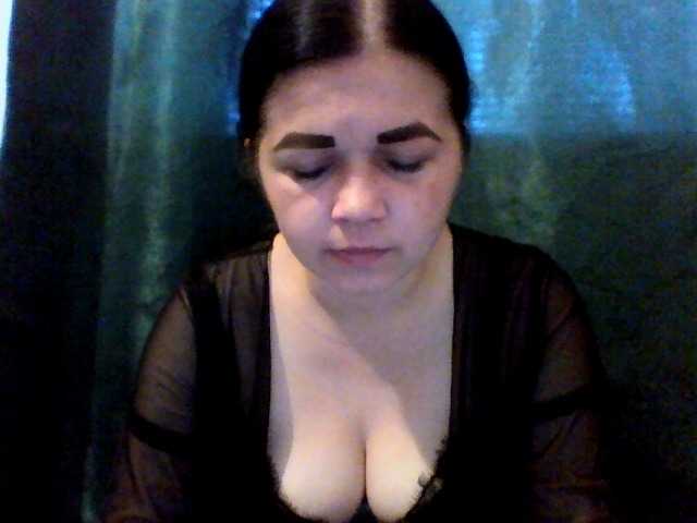 Anna332245 live cam on BongaCams