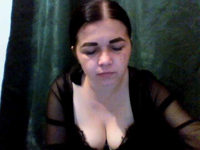 Anna332245 live cam on BongaCams