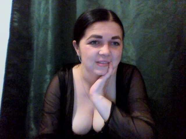 Anna332245 live cam on BongaCams
