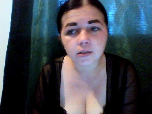 Anna332245 live cam on BongaCams