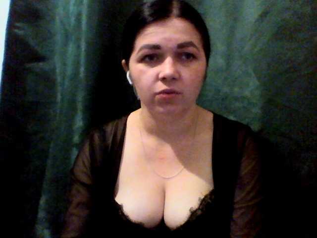 Anna332245 live cam on BongaCams