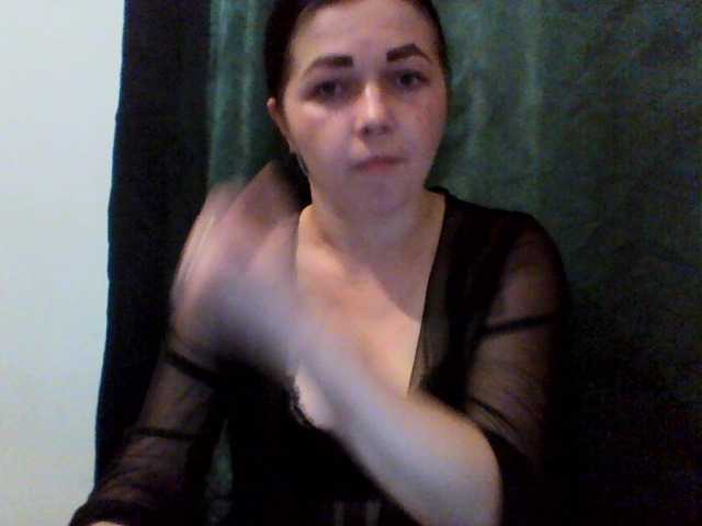 Anna332245 live cam on BongaCams