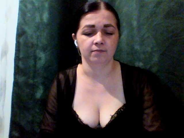 Anna332245 live cam on BongaCams