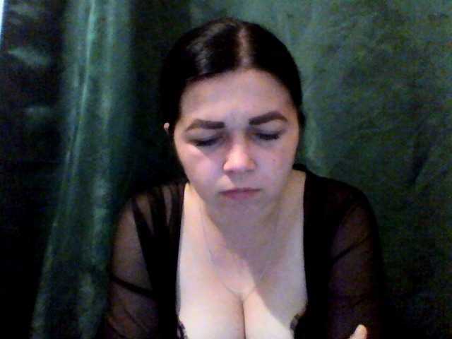Anna332245, live now on BongaCams