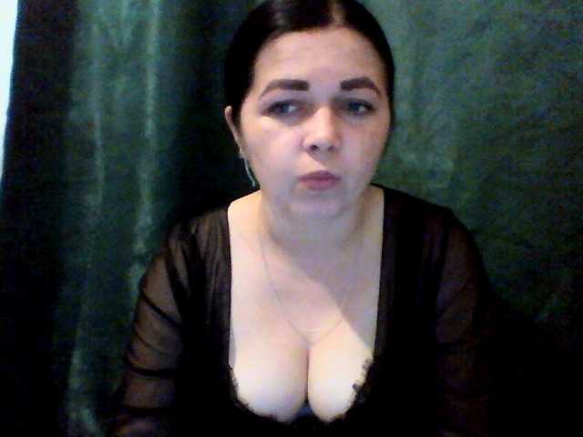 Anna332245 live cam on BongaCams