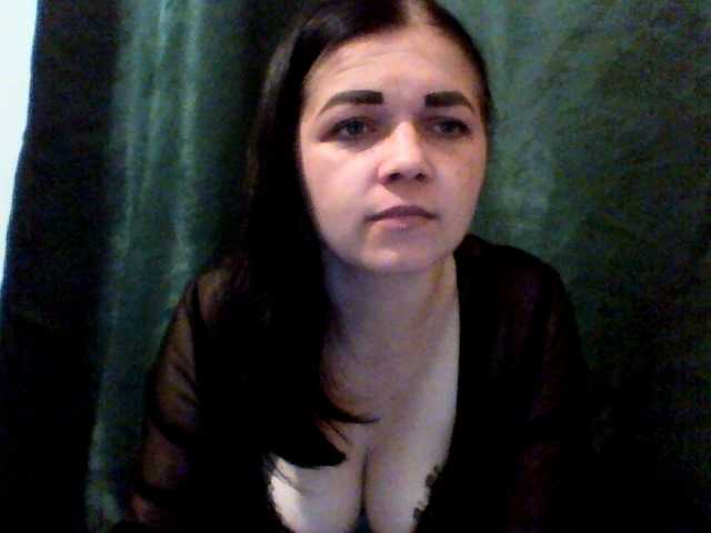 Anna332245 live cam on BongaCams