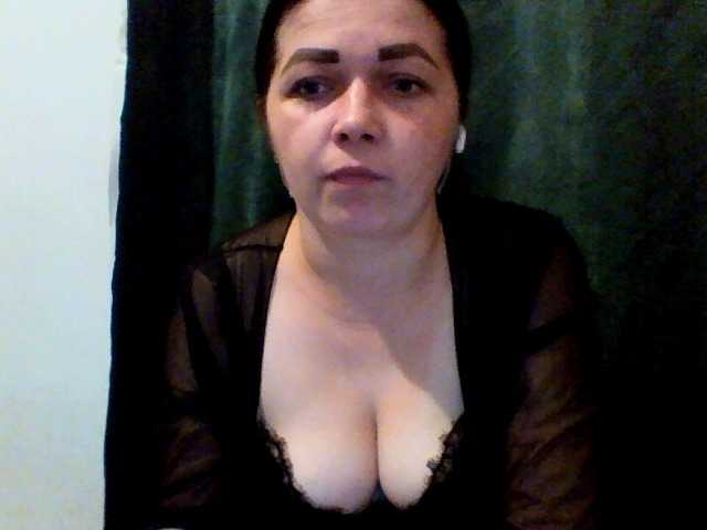 Anna332245 live cam on BongaCams