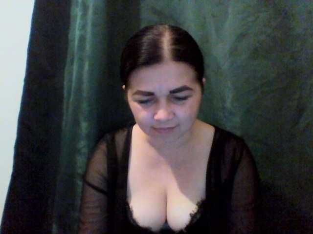 Anna332245 live cam on BongaCams