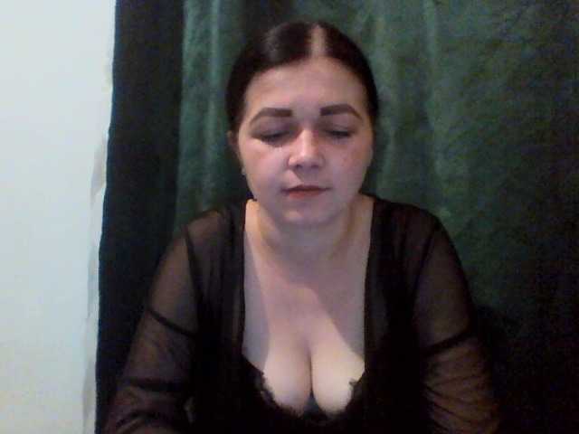 Anna332245 live cam on BongaCams