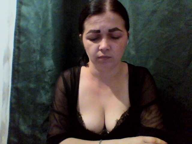 Anna332245 live cam on BongaCams
