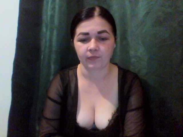 Anna332245 live cam on BongaCams