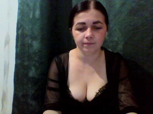 Anna332245 live cam on BongaCams