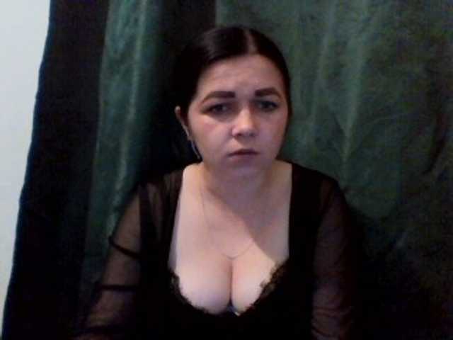 Anna332245, en vivo ahora en BongaCams