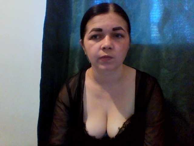 Anna332245 live cam on BongaCams