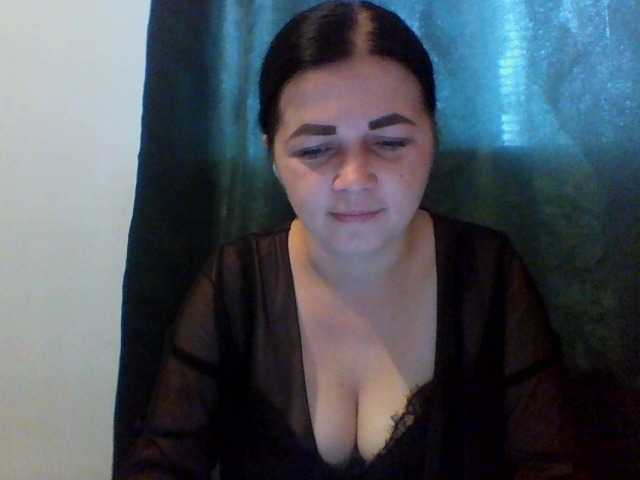 Anna332245 live cam on BongaCams