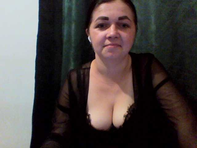 Anna332245 live cam on BongaCams