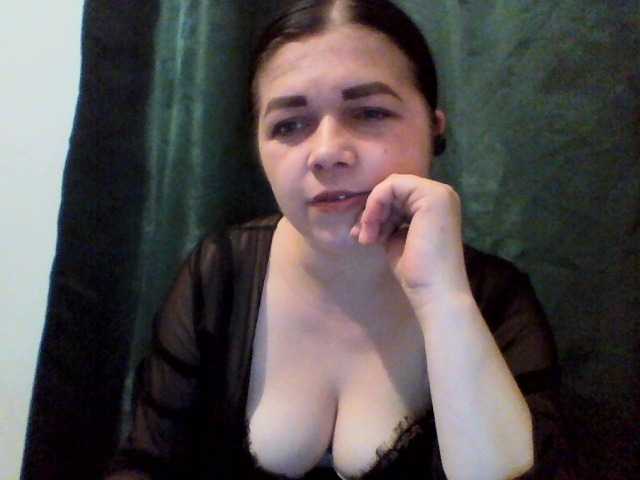 Anna332245 live cam on BongaCams