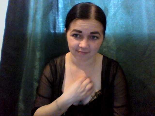 Anna332245 live cam on BongaCams