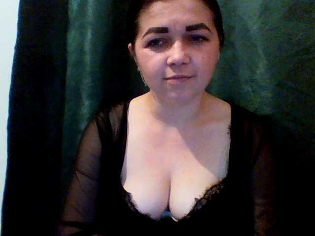 Anna332245 live cam on BongaCams