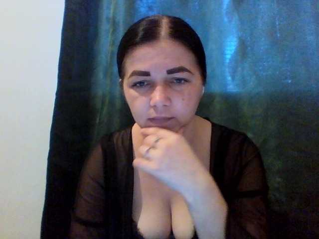 Anna332245 live cam on BongaCams