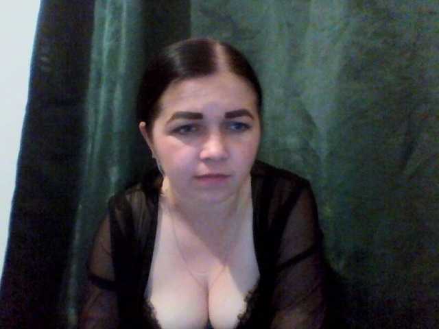 Anna332245 live cam on BongaCams