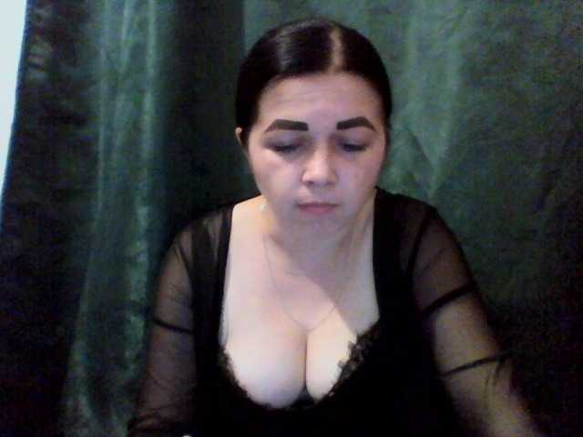 Anna332245 live cam on BongaCams