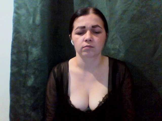 Anna332245 live cam on BongaCams