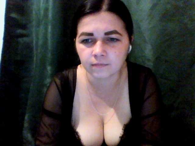 Anna332245 live cam on BongaCams