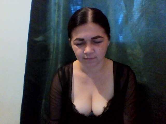 Anna332245 live cam on BongaCams