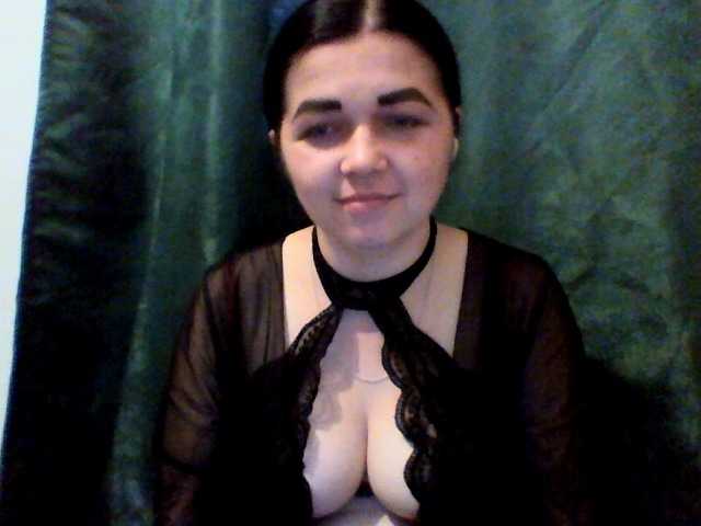 Anna332245 live cam on BongaCams