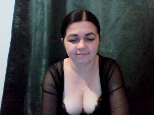 Anna332245 live cam on BongaCams