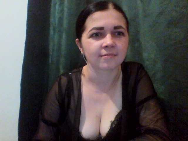 Anna332245 live cam on BongaCams