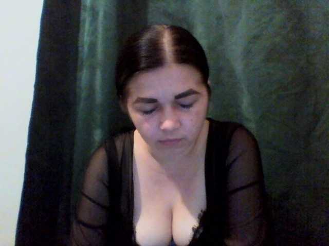 Anna332245 live cam on BongaCams