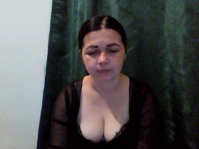 Anna332245 live cam on BongaCams