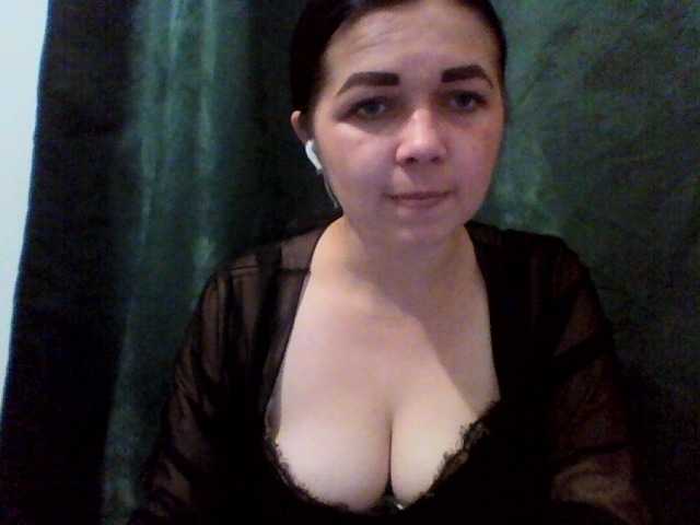 Anna332245 live cam on BongaCams