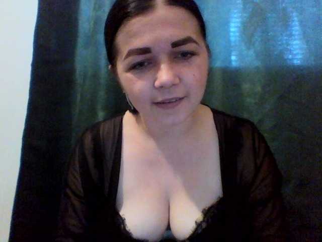 Anna332245 live cam on BongaCams