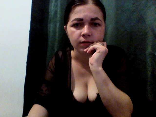 Anna332245 live cam on BongaCams